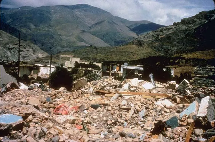 زلزال مانجيل-رودبار (إيران) عام 1990