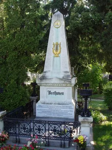 Beethoven Grave Image