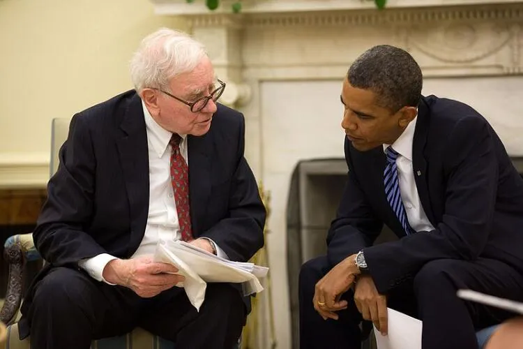 Buffett and President Obama in the Oval Office, July 14, 2010