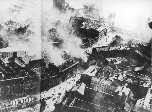 Burning Warsaw in September 1939