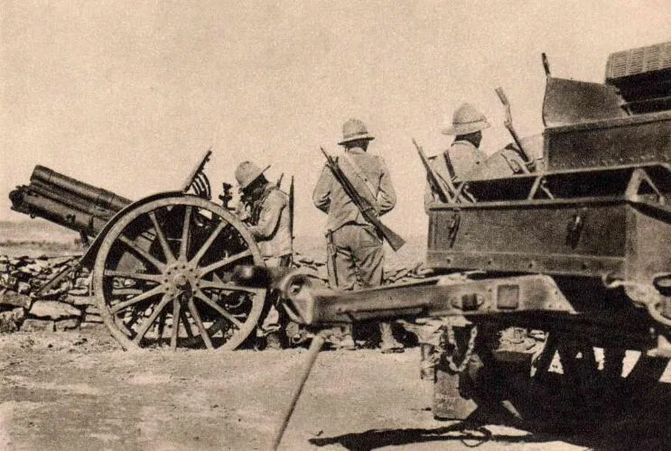 Italian artillery in Tembien, Ethiopia (1936) - Second Italo-Ethiopian War