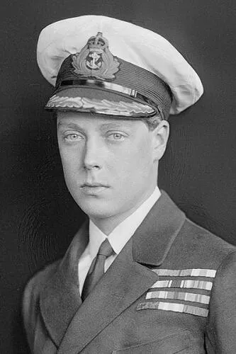 Official portrait of Edward VIII wearing his naval uniform in 1920