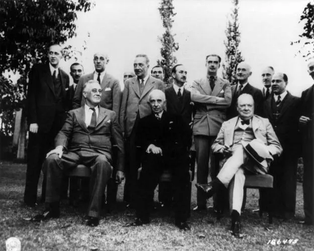 Roosevelt, İnönü and Churchill at the Second Cairo Conference
