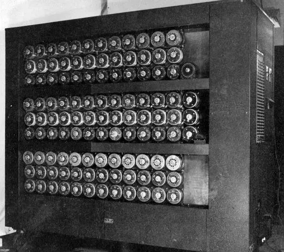 Wartime picture of a Bletchley Park Bombe