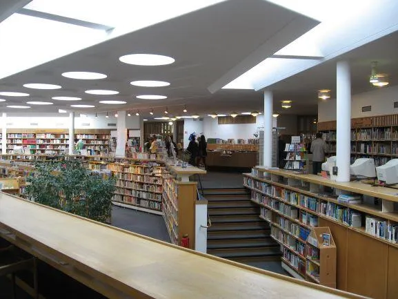 Wolfsburg Municipal Library