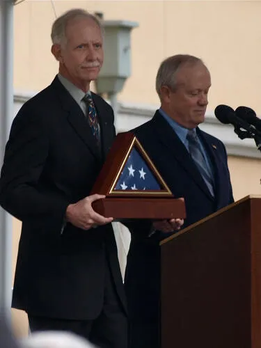 Chesley Sullenberger honored Image
