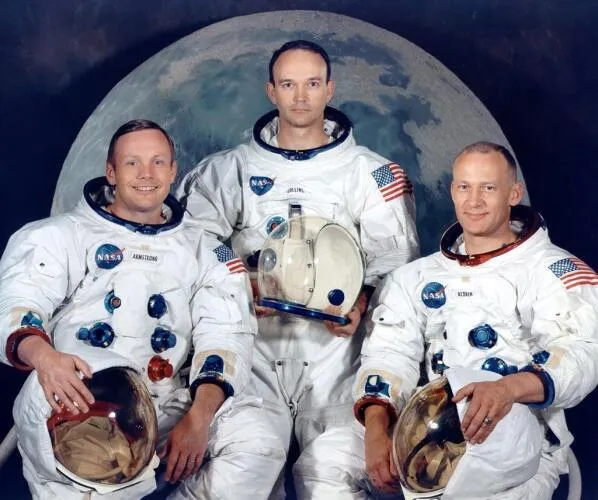 Apollo 11 crew portrait - image