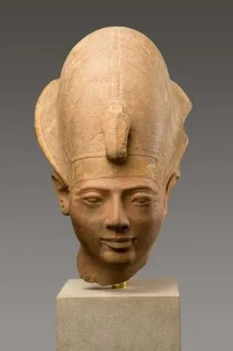 Head from a statue of Amenmesse