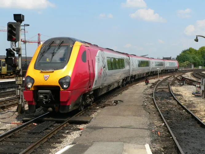 A Class 220 Voyager at Bristol Temple Meads