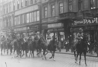 Hungarian–Romanian War (Romanian Cavalry in Budapest during the Hungarian-Romanian War of 1919) Image