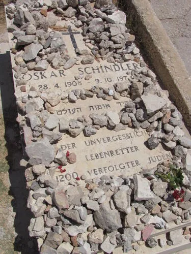 Schindler grave Image