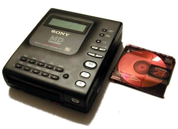 An image of an Sony MZ-1 MiniDisc player - image