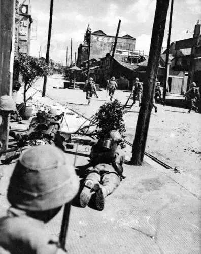 Japanese soldiers during the battle of Changsha (September 1939)