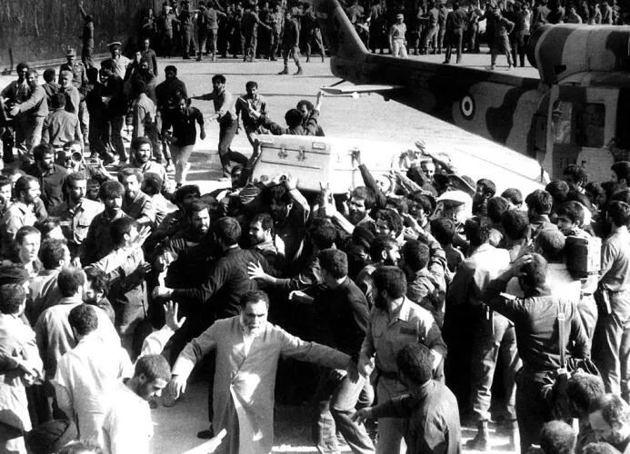 Ruhollah Khomeini Funeral Image