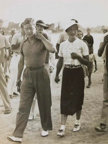 Edward VIII and Wallis Simpson on their Mediterranean holiday, 1936