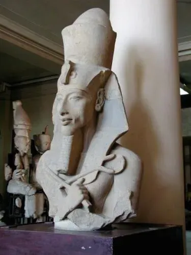 Statue of Akhenaten