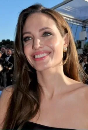 Jolie 2011